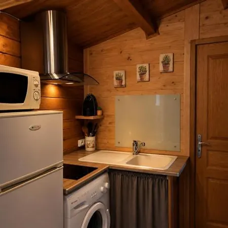 La Grimoule Holiday home *